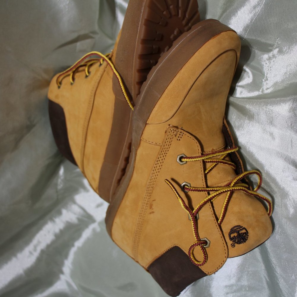Timberland Boots - Picture 4 of 6